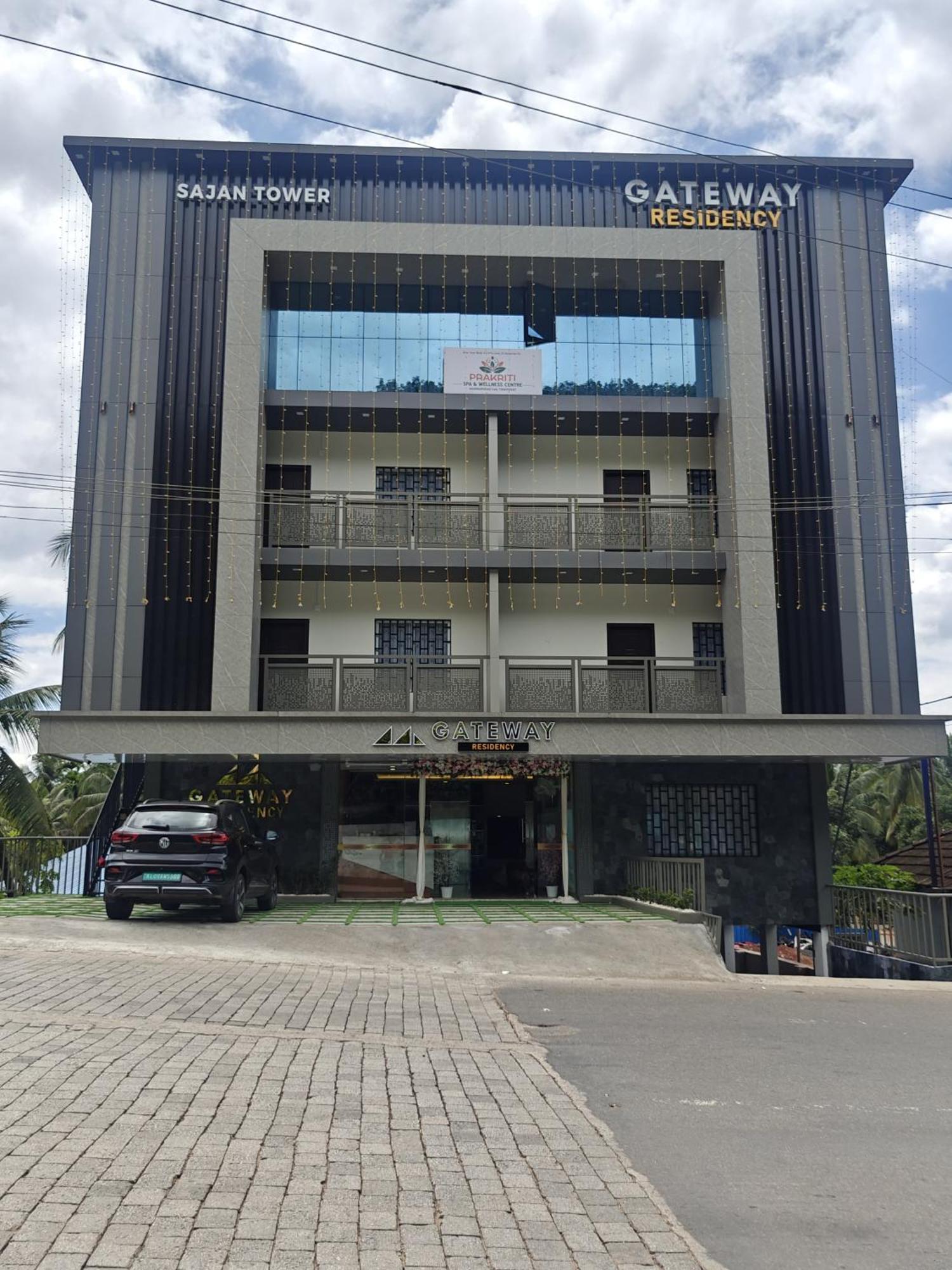 ホテル Gateway Residency Mannarakkat エクステリア 写真